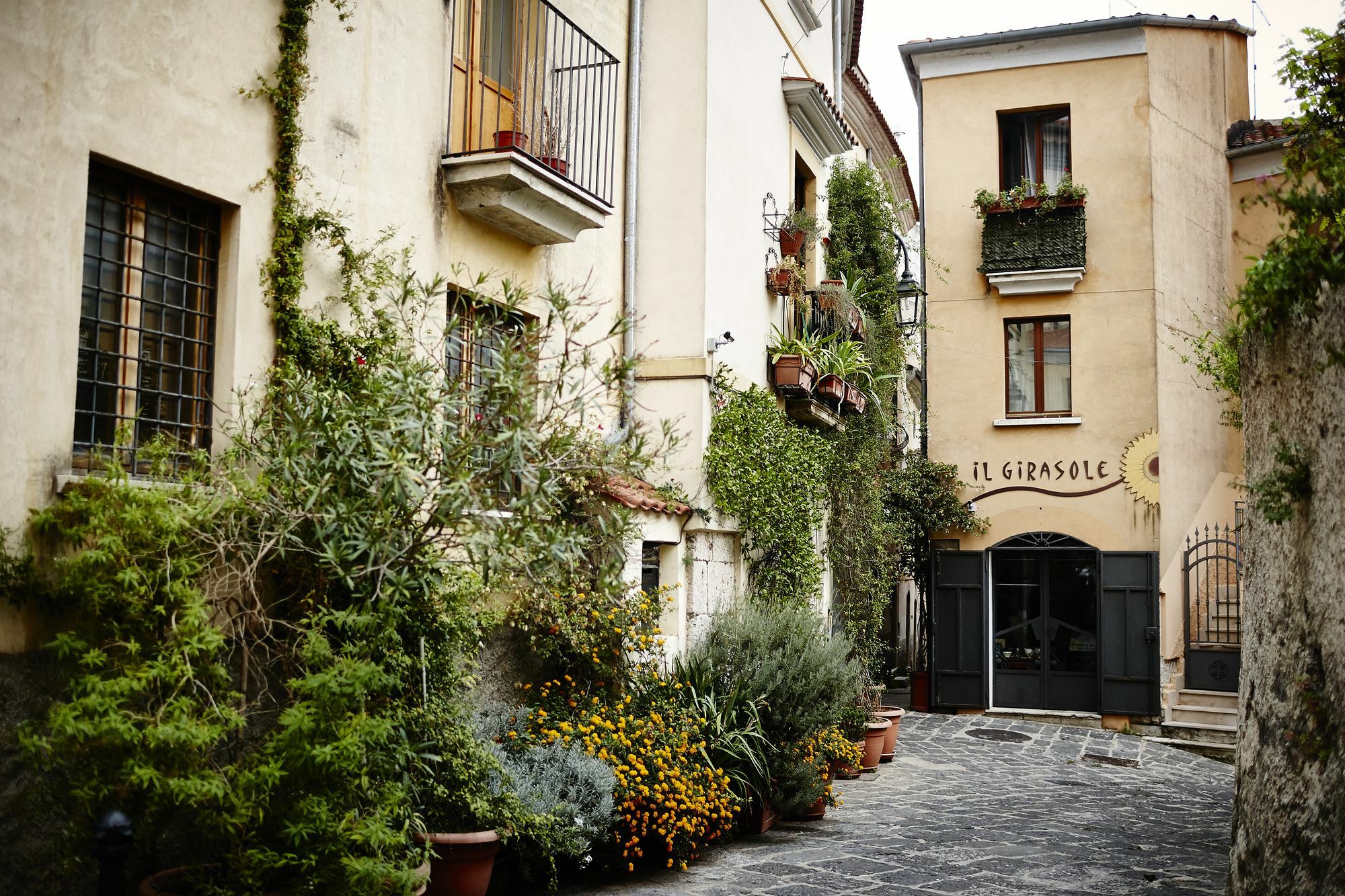 Angeli E Diavoli Apartment Eboli Exterior photo